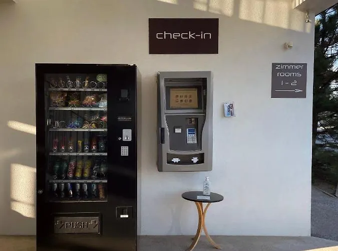 Caldor - 24h Self-check In *