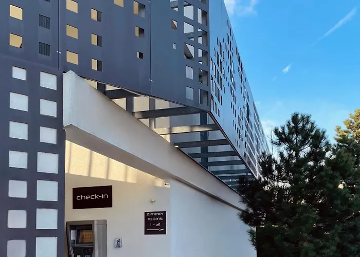 Caldor - 24h Self-check In Motel Münchendorf